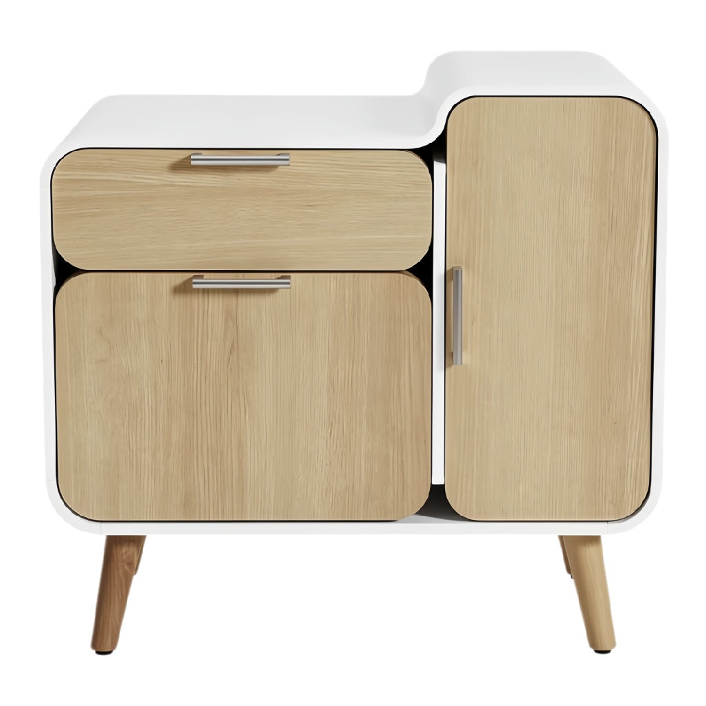 **Moderne kast met houten deuren en minimalistisch design**