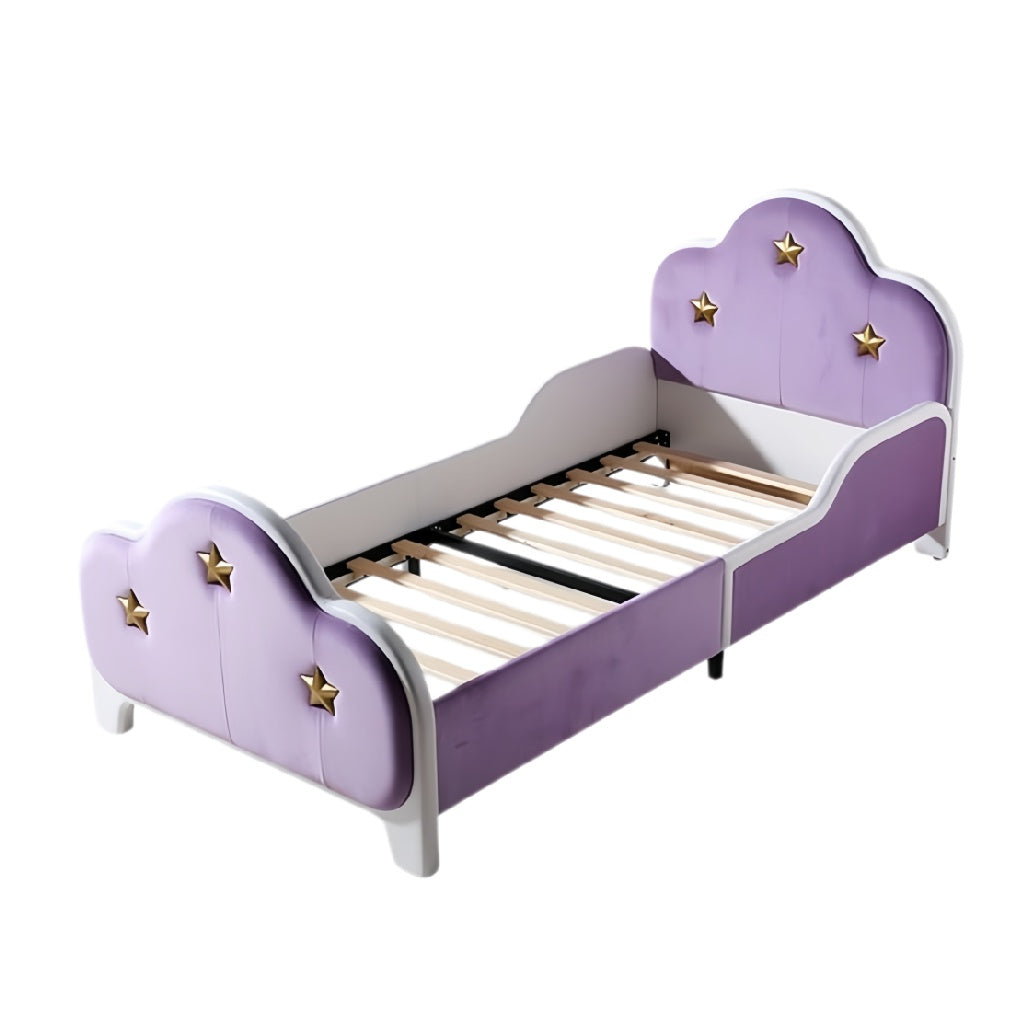 **Technische titel in het Nederlands: Kinderen Bed met Sterren en Wolken Ontwerp**